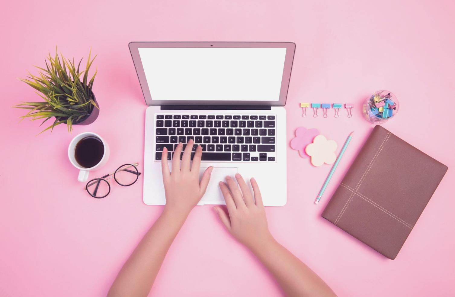 Mobile SEO learning interface showing practical exercises